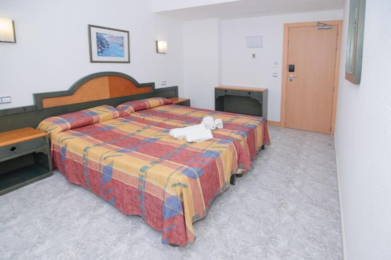 Hostal Rosalia ซานอันโตนิโอ ภายนอก รูปภาพ