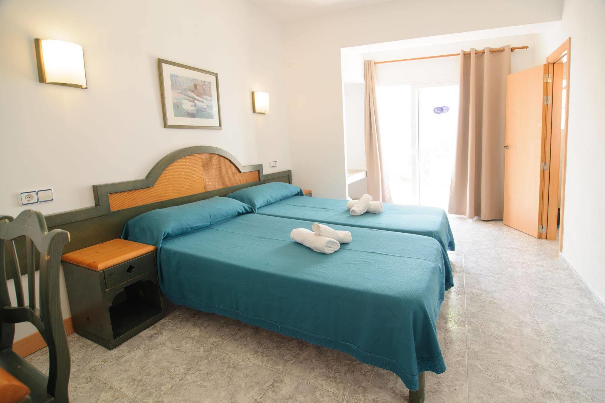 Hostal Rosalia ซานอันโตนิโอ ภายนอก รูปภาพ