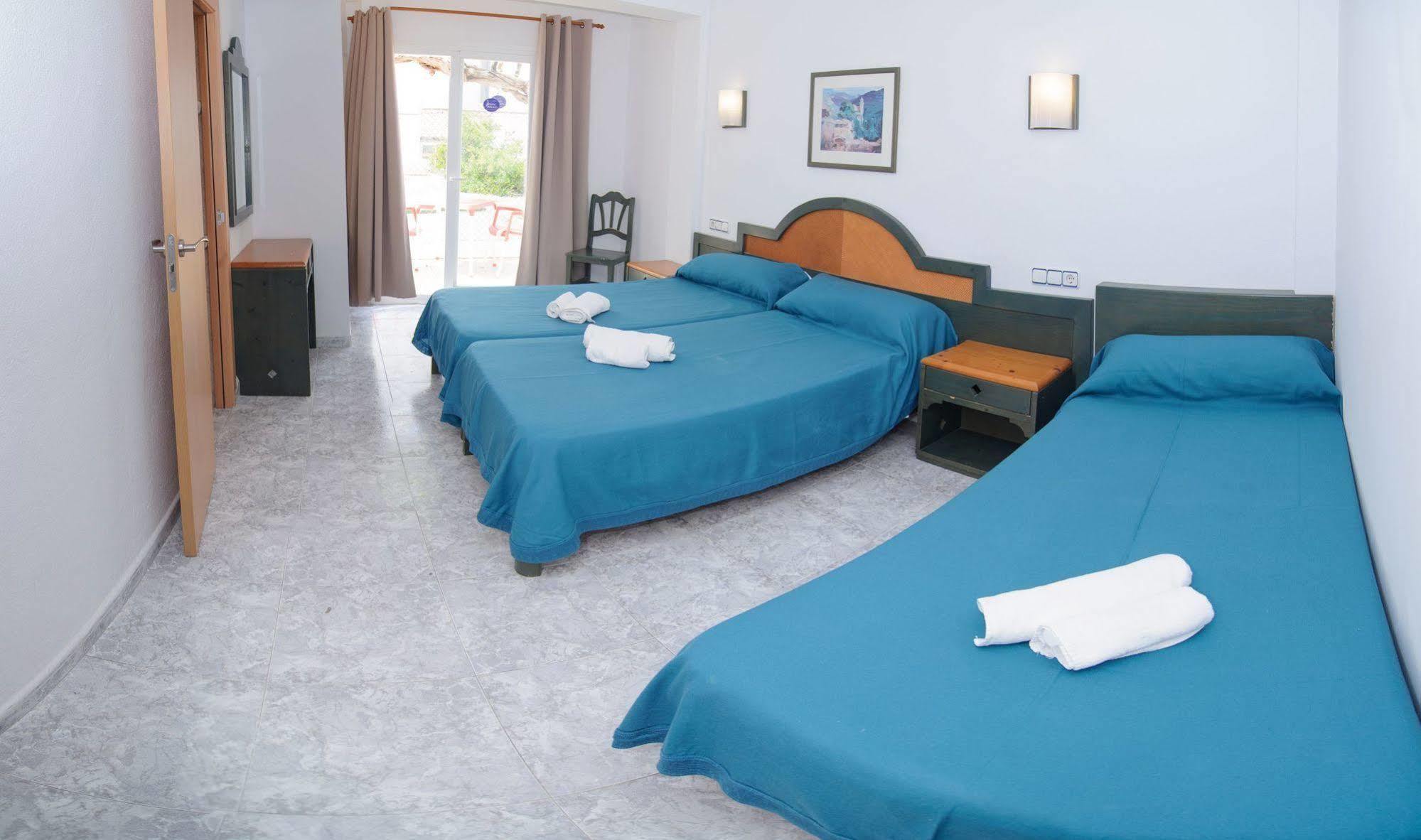 Hostal Rosalia ซานอันโตนิโอ ภายนอก รูปภาพ