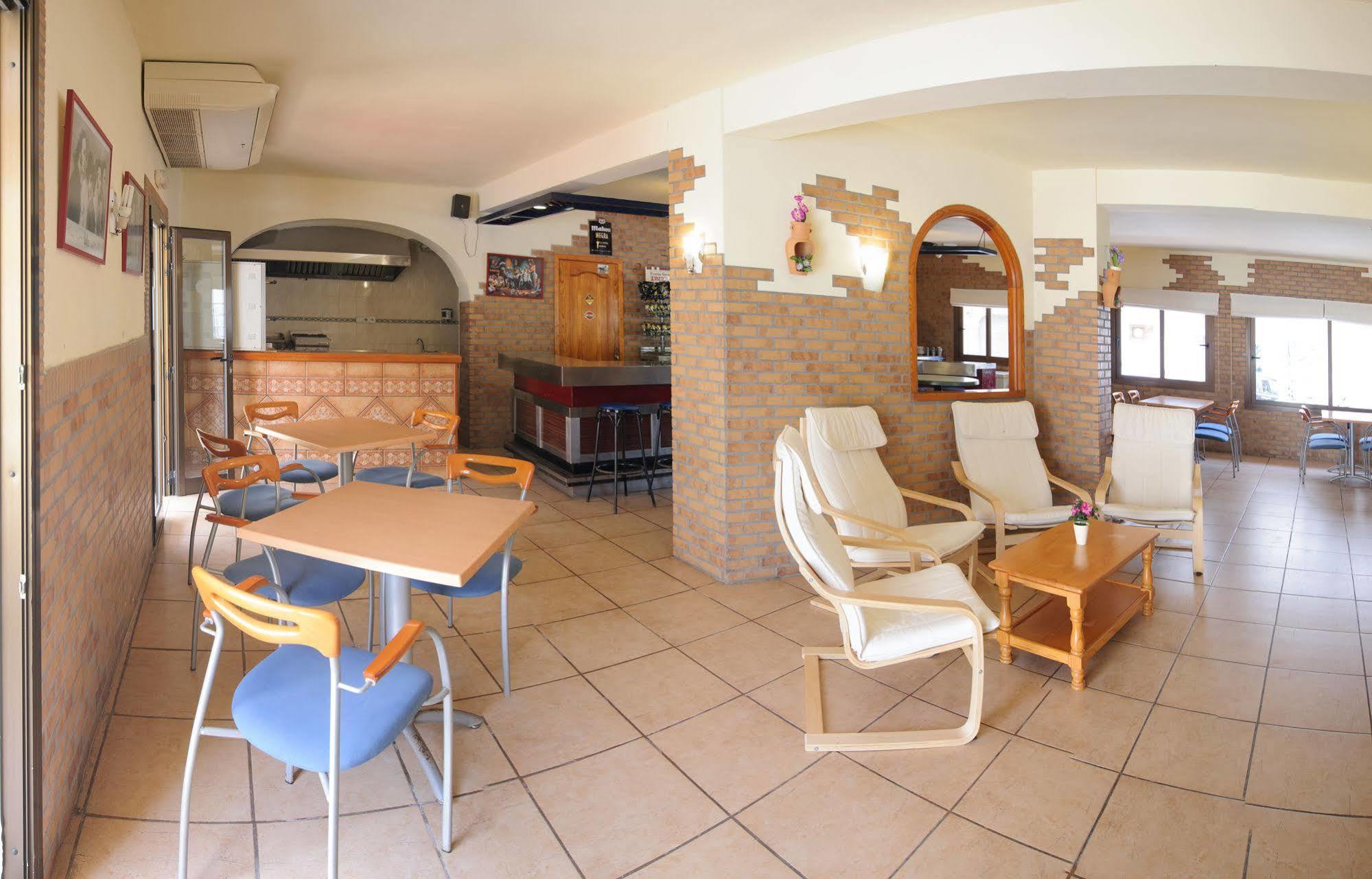 Hostal Rosalia ซานอันโตนิโอ ภายนอก รูปภาพ